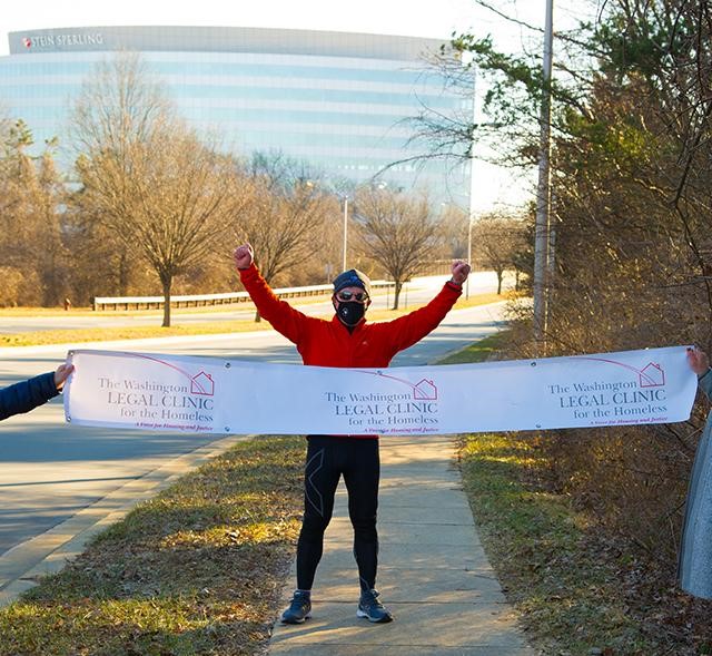 Jeffrey Schwaber, Advocate for the Homeless, Runs 61 Miles and Raises $119K